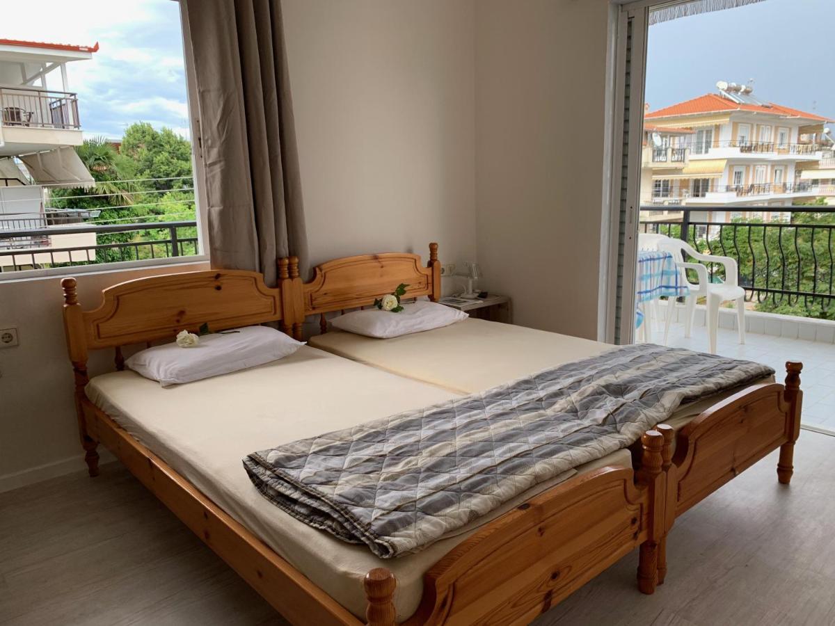 Helios Apartmenthouse โอลิมเปียกี อักติ ภายนอก รูปภาพ